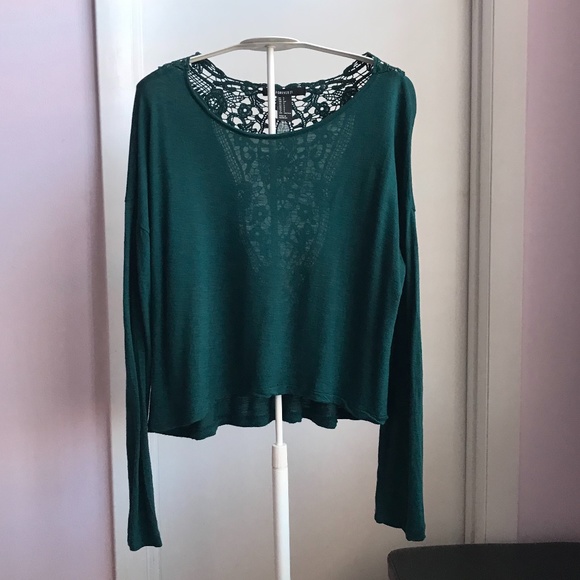 Forever 21 Dark Green Long Sleeve Crop Top - Picture 2 of 10